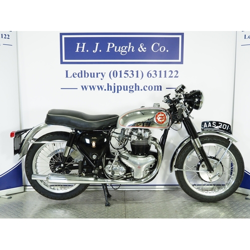 Lot 829       