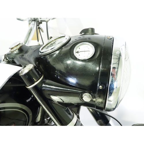 836 - Matchless 500 motorcycle. 1957. 498cc
Engine No. 56 16MS 29118
Runs and rides. Part of a private col... 