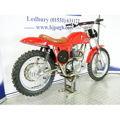 841 - BSA Metisse Victor motorcycle. 500cc
Frame No. MRD95024
Engine No. FBS392
Engine turns over with com... 