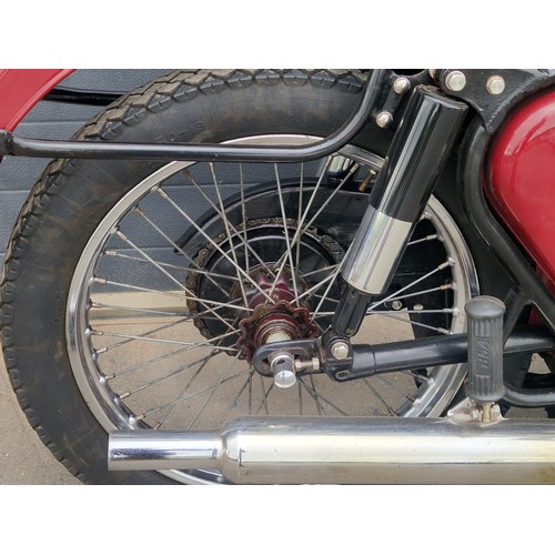 BSA B31 motorcycle. 1954. 350cc Frame No. CB313312 Engine No. BB31 ...