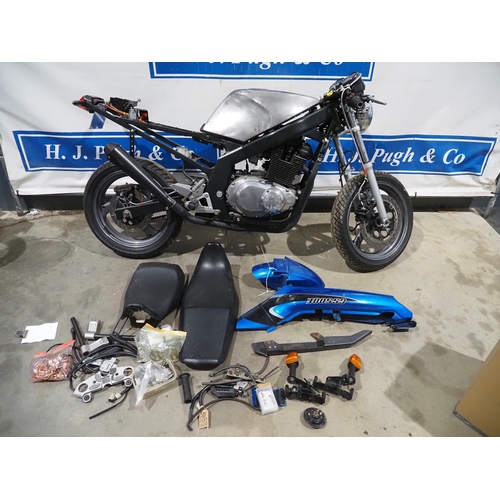 Suzuki GS500EY cafe racer unfinished project. Frame No ...