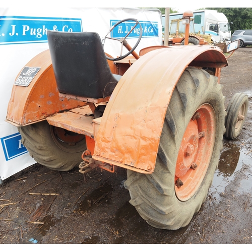 112 - Allis Chalmers U tractor. Petrol paraffin. Running when stored around 10 years ago. Reg JRP 668D