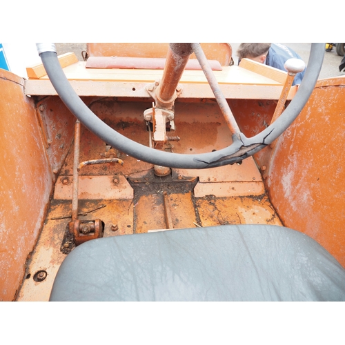 112 - Allis Chalmers U tractor. Petrol paraffin. Running when stored around 10 years ago. Reg JRP 668D