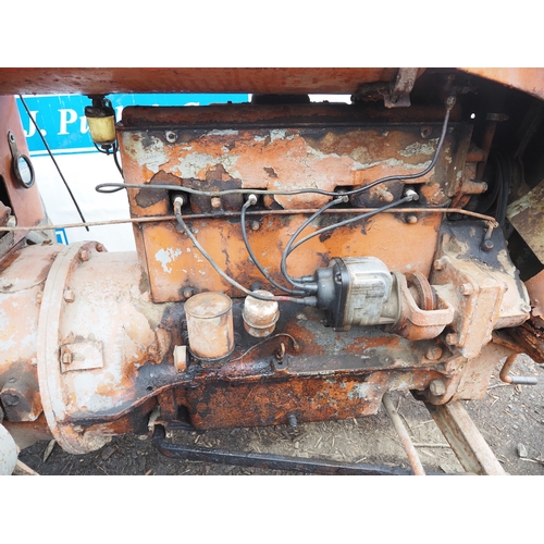 112 - Allis Chalmers U tractor. Petrol paraffin. Running when stored around 10 years ago. Reg JRP 668D