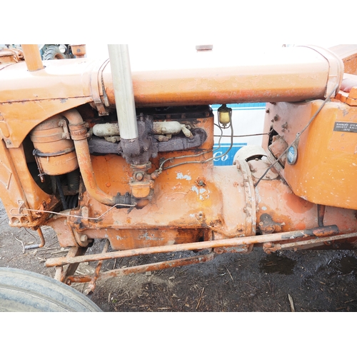 112 - Allis Chalmers U tractor. Petrol paraffin. Running when stored around 10 years ago. Reg JRP 668D