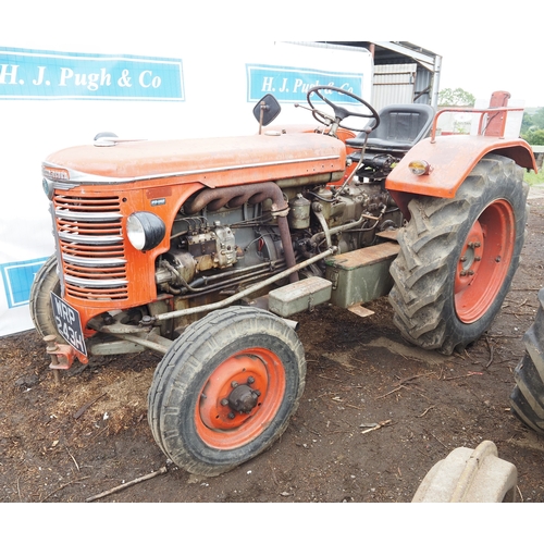 121 - Hurlimann D90SSP tractor. Diesel. Runs and drives. Engine block has been repaired. S/n 1680. Fitted ... 