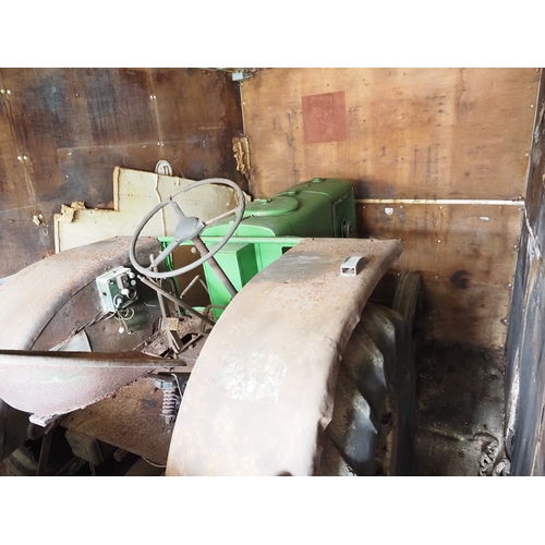 119 - Verizon 302 hot bulb tractor. 1952. Diesel. Runs and drives. S/n 7200