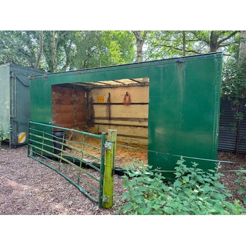 Lot 4         