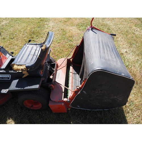 35 - Westwood ride on mower. Runs and drives. Key in office