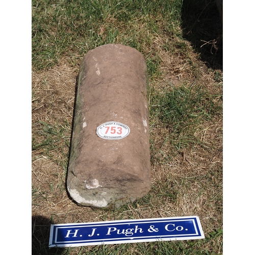 Lot 753       