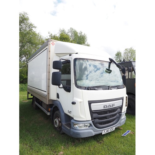 3006 - DAF LF Euro 6 cargo lorry. Showing 281,766 miles. Runs and drives. Reg. FJ16 VZA. V5, paperwork and ... 