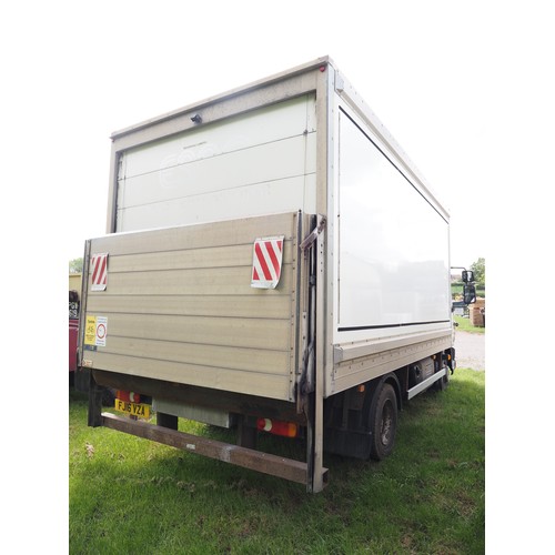 3006 - DAF LF Euro 6 cargo lorry. Showing 281,766 miles. Runs and drives. Reg. FJ16 VZA. V5, paperwork and ... 