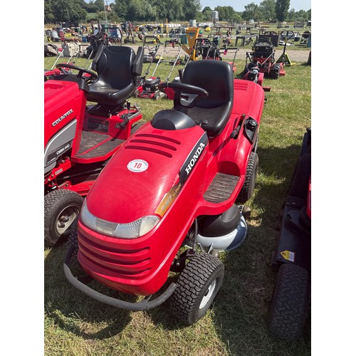 10 - Honda HF2417HME lawn tractor with grassbox. In working order. Key in office