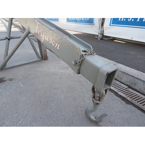 1716 - Ferguson crane. Type C-UE-21. S/n 38. Badged