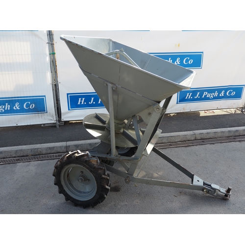 1724A - Ferguson trailed fertiliser spinner. Type RDE-20. S/n 30090. Badged