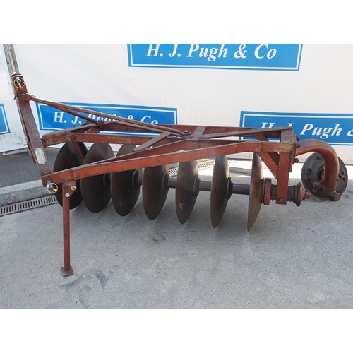 1720 - Massey Ferguson offset disc harrow with rear disc wheel. Type D839. S/n 3601. Badged