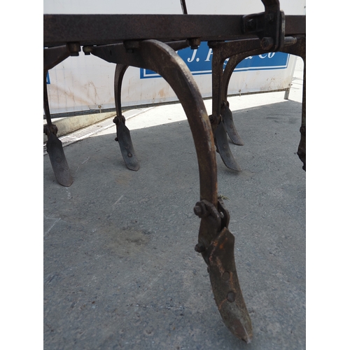 1726 - Ferguson 9 tine cultivator. Type KE820. S/n 8339