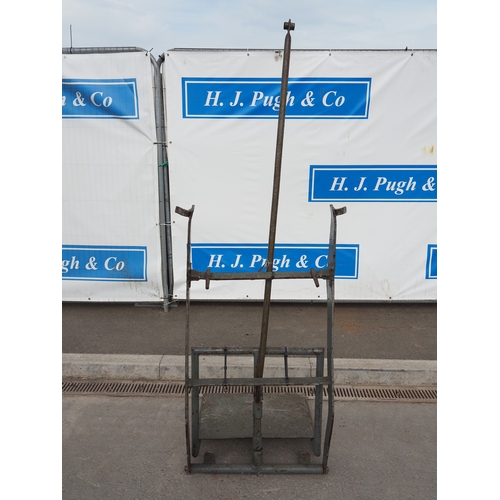 1732 - E.O Culverwell sack lifter. S/n 3529. Badged