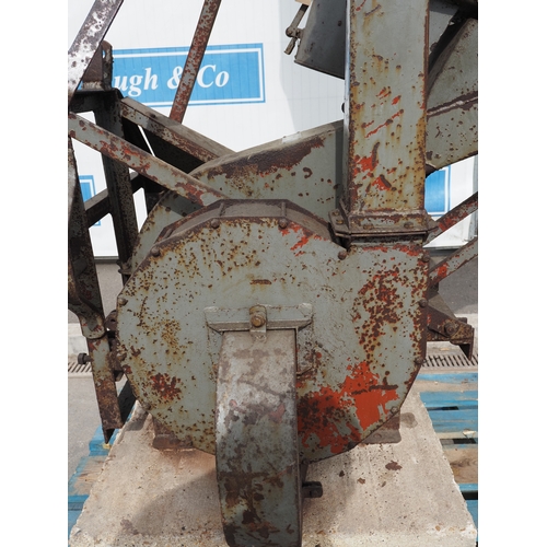 1733 - Ferguson hammer mill. Type H-LE-A20. S/n 1163. Badged