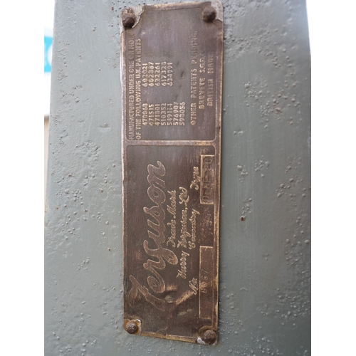1735 - Ferguson potato spinner. Type D-AE-20. S/n 8067. Badged