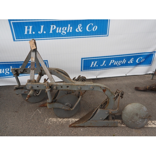 1707 - Ferguson 2 furrow slatted board plough with discs, skimmers and rear wheel. Type 14-A0-10. S/n 7952.... 