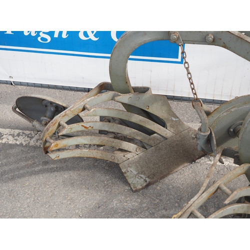 1707 - Ferguson 2 furrow slatted board plough with discs, skimmers and rear wheel. Type 14-A0-10. S/n 7952.... 