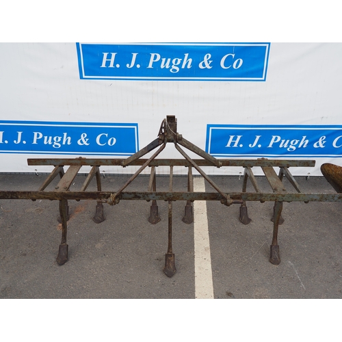 1703 - Ferguson Brown 9 tine cultivator. Type E. S/n 440