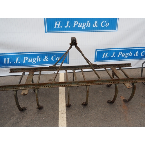 1703 - Ferguson Brown 9 tine cultivator. Type E. S/n 440