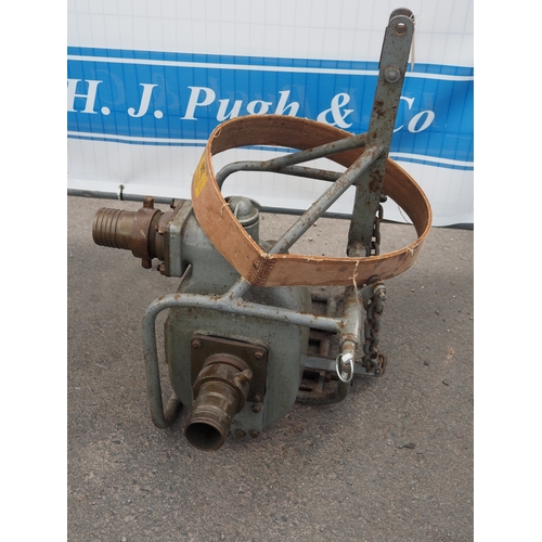 1745 - Ferguson Beresford KG300 pump in frame with chains