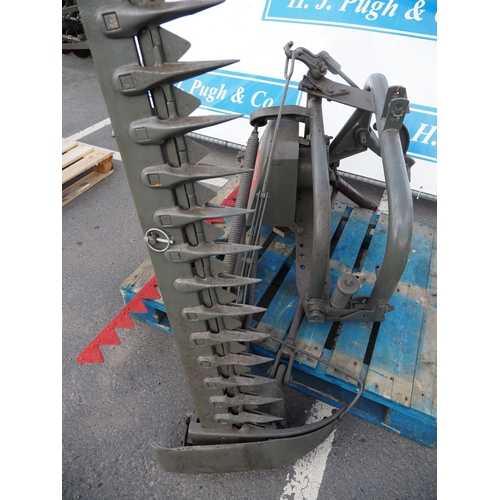 1750 - Massey Ferguson finger bar mower