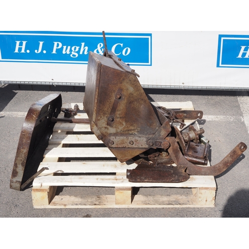 1754 - Massey Ferguson fertilise attachment. Model 726. S/n P2495