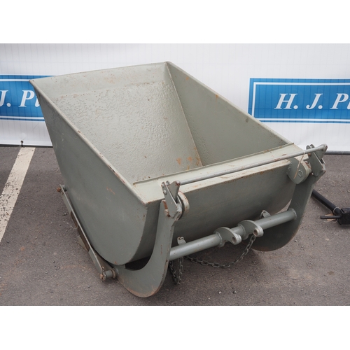 1711 - Massey Harris Ferguson tip skip. Type RJE20. S/n 298