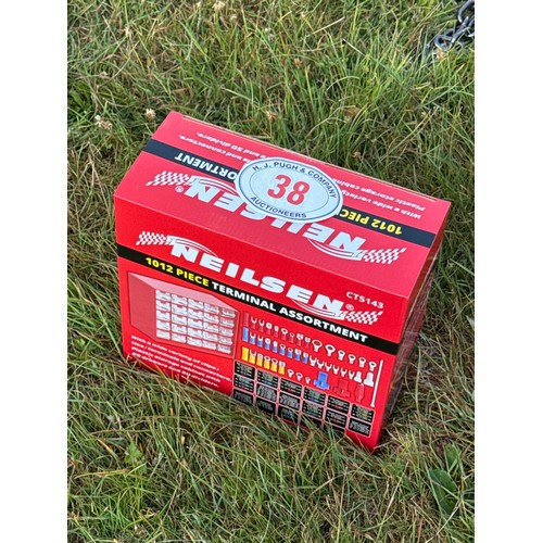 Lot 38        