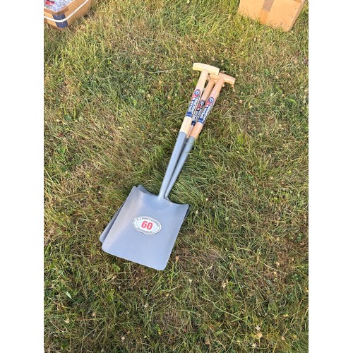 Lot 60        
