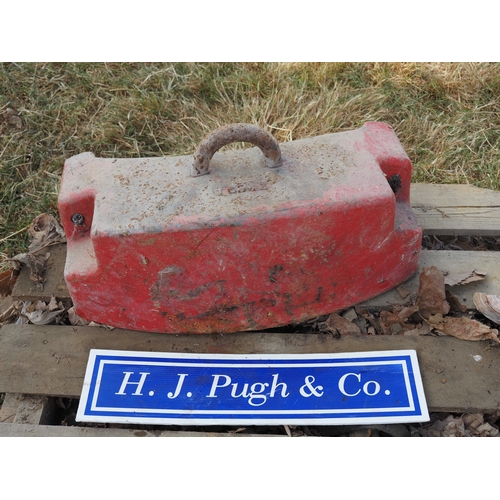 125 - Nuffield front tractor weight