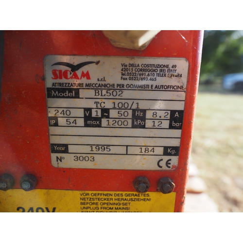 81 - Sicam BL502 tyre changer. 240v