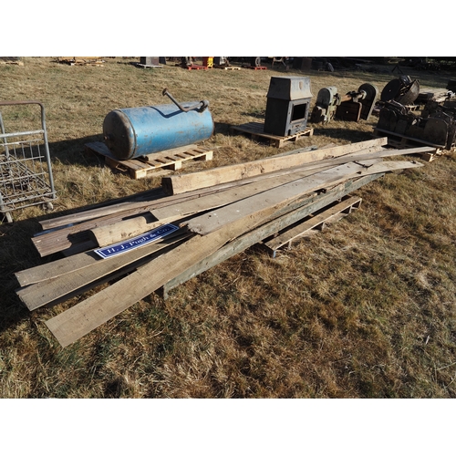 89 - Reclaimed timber