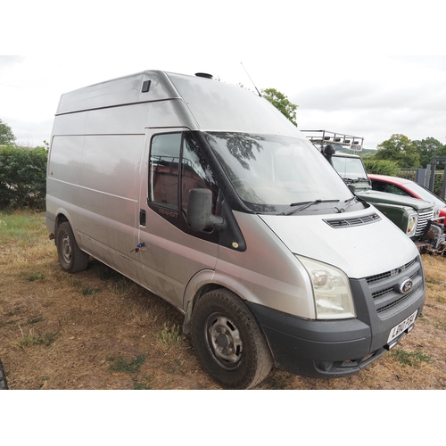 3030 - Ford Transit TDci 140 MWB van. MOT until 14.05.27. Showing 159,618 miles. Reg. LD10 PDX. V5 and key ... 