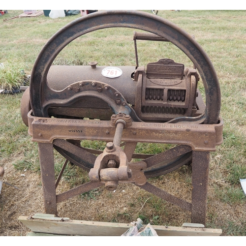 Lot 761       