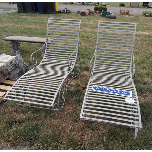774 - Metal sun loungers - 2