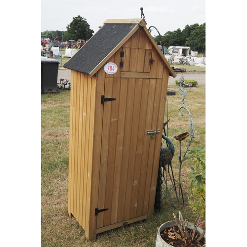 784 - Small garden storage shed and ornaments