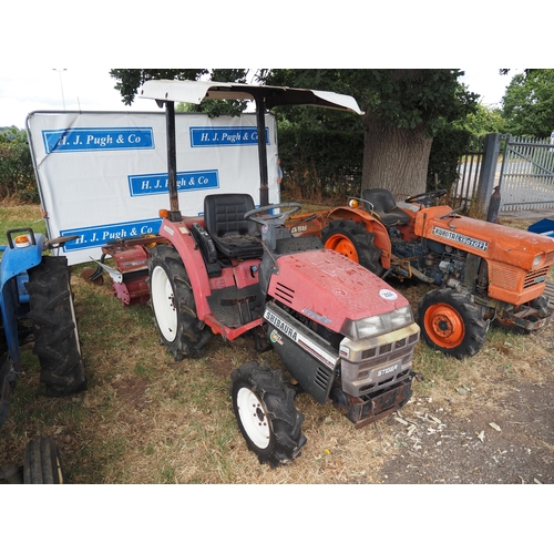 Lot 2004      