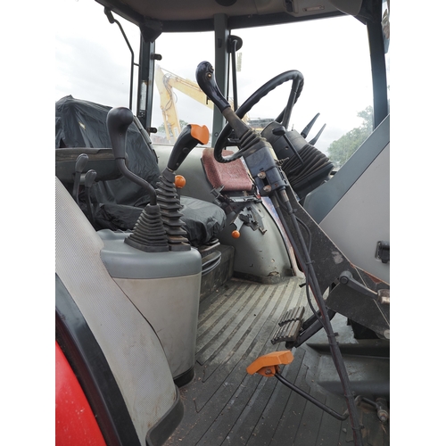 2061 - McCormick CX105 Xtrashift 4wd tractor. Showing 6270 hours. Runs  C/w Quicke Q30 loader and dual assi... 