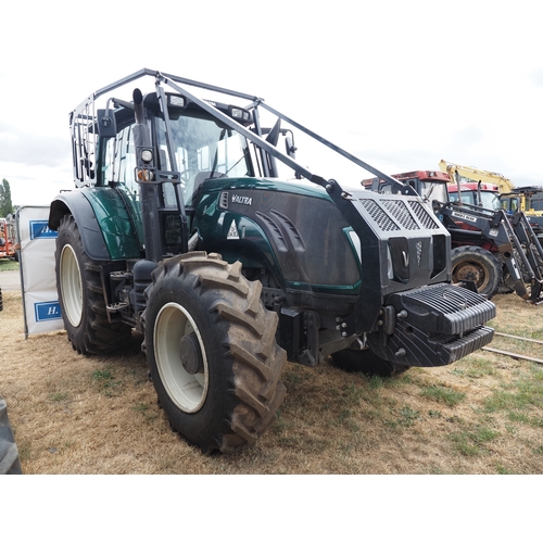 2064 - Valtra Versu T163E tractor. Runs and drives, showing 9074 hours. 50K transmission. C/w set of 14 40k... 