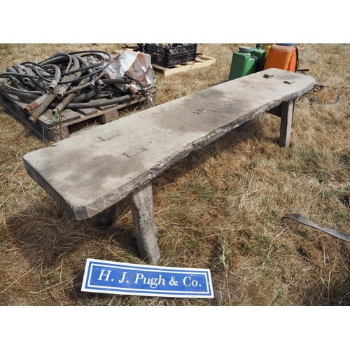Lot 17        