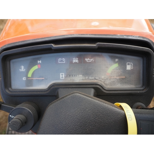 15 - Kubota aste Pal A-14 compact tractor. Key in office