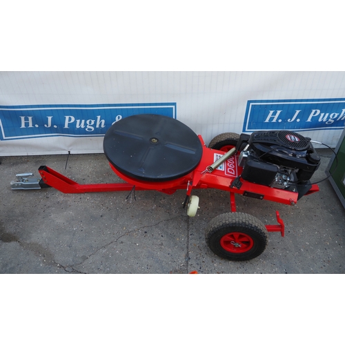 5 - Towable D600 strimmer