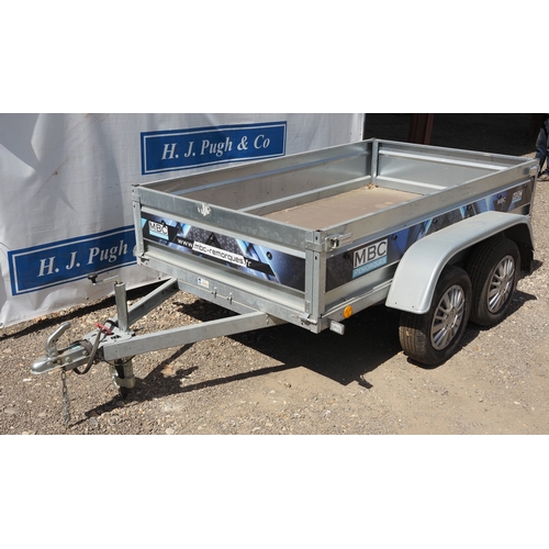 61 - MCB Remorques tandem axle car trailer 8x4ft, 750kg