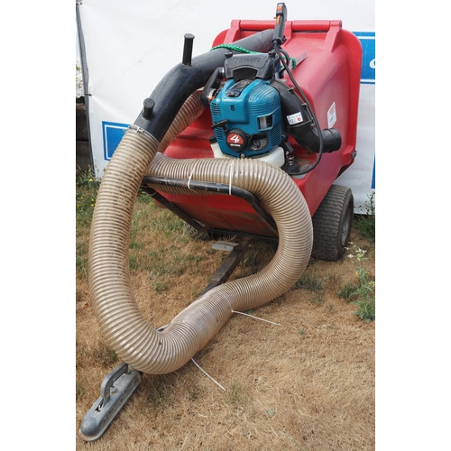 8 - Mitsubishi Listrike paddock muck vacuum