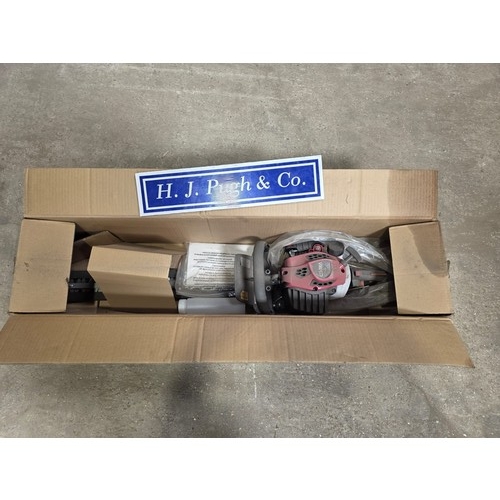 23 - Cobra hedge cutter, unused